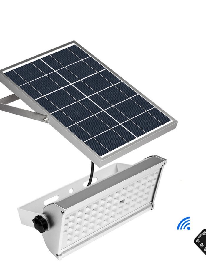 Solar outdoor garden light